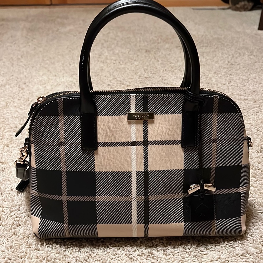 In good condition. One ink mark on lining (see picture). Smoke/pet free home.